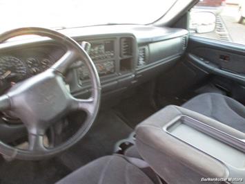 2001 GMC Sierra 1500 SLE Crew Cab 4x4   - Photo 35 - Parker, CO 80134