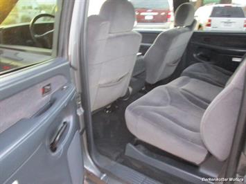 2001 GMC Sierra 1500 SLE Crew Cab 4x4   - Photo 29 - Parker, CO 80134