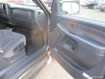 2001 GMC Sierra 1500 SLE Crew Cab 4x4   - Photo 15 - Parker, CO 80134