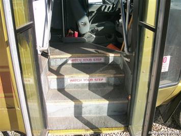 2008 Ford E-350 E350 Commercial Passenger Van Bus   - Photo 20 - Castle Rock, CO 80104