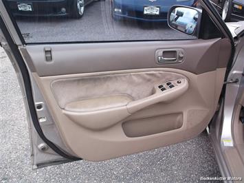 2002 Honda Civic EX - Photo 14 - Castle Rock, CO 80104