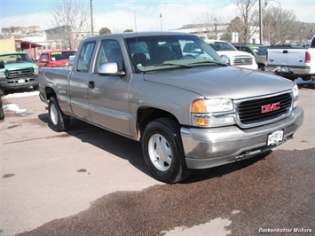 2001 GMC Sierra 1500 SLE Extended Cab 4x4   - Photo 13 - Brighton, CO 80603