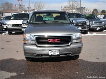 2001 GMC Sierra 1500 SLE Extended Cab 4x4   - Photo 2 - Brighton, CO 80603