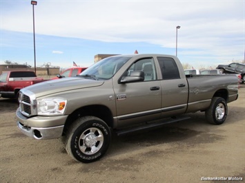 2007 Dodge Ram 2500 SLT Quad Cab Long Box 4x4 6 spd   - Photo 5 - Castle Rock, CO 80104