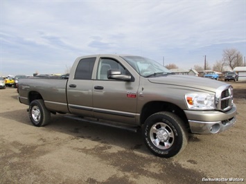 2007 Dodge Ram 2500 SLT Quad Cab Long Box 4x4 6 spd   - Photo 1 - Castle Rock, CO 80104