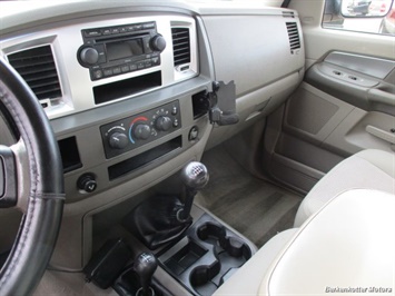 2007 Dodge Ram 2500 SLT Quad Cab Long Box 4x4 6 spd   - Photo 32 - Castle Rock, CO 80104