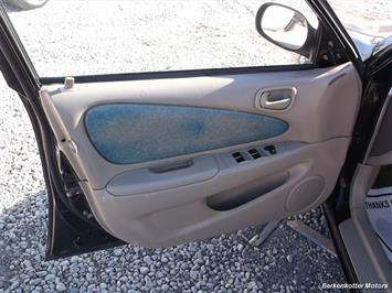 1998 Toyota Corolla LE   - Photo 13 - Castle Rock, CO 80104