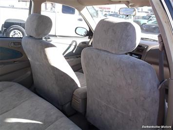 1998 Toyota Corolla LE   - Photo 19 - Castle Rock, CO 80104