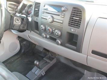 2013 Chevrolet Silverado 2500 Crew Cab 4x4   - Photo 21 - Brighton, CO 80603