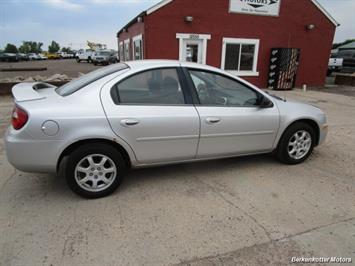 2004 Dodge Neon SXT   - Photo 11 - Parker, CO 80134