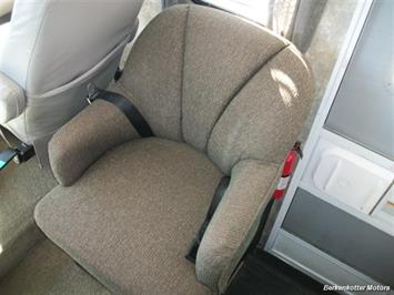 2007 Coachmen Mirada 300QB   - Photo 22 - Castle Rock, CO 80104