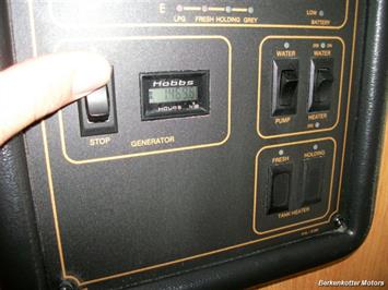 2007 Coachmen Mirada 300QB   - Photo 37 - Castle Rock, CO 80104