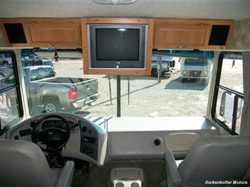 2007 Coachmen Mirada 300QB   - Photo 17 - Castle Rock, CO 80104