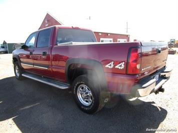 2004 Chevrolet Silverado 2500 LS Crew Cab 4x4   - Photo 8 - Brighton, CO 80603