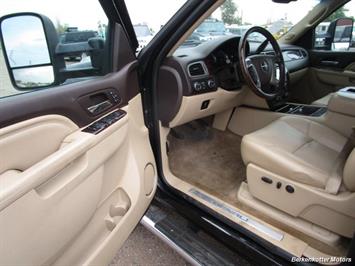 2013 GMC Sierra 3500 Denali Crew Cab Dually 4x4   - Photo 36 - Parker, CO 80134
