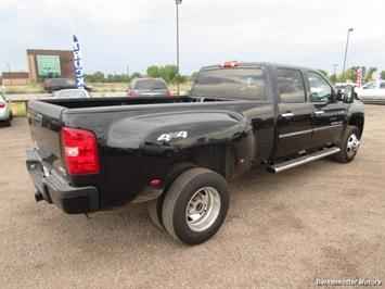 2013 GMC Sierra 3500 Denali Crew Cab Dually 4x4   - Photo 13 - Parker, CO 80134