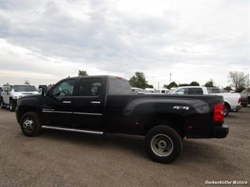 2013 GMC Sierra 3500 Denali Crew Cab Dually 4x4   - Photo 9 - Parker, CO 80134