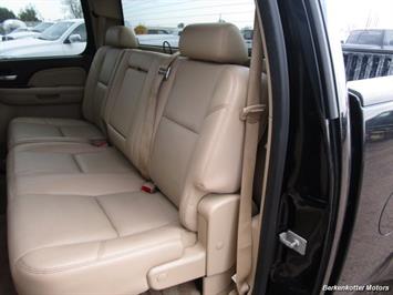 2013 GMC Sierra 3500 Denali Crew Cab Dually 4x4   - Photo 34 - Parker, CO 80134