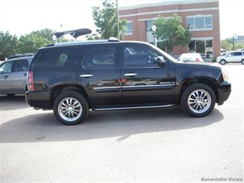 2007 GMC Yukon Denali   - Photo 11 - Castle Rock, CO 80104