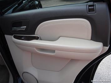 2007 GMC Yukon Denali   - Photo 21 - Castle Rock, CO 80104