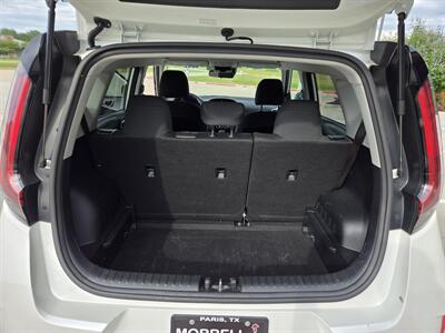 2025 Kia Soul LX   - Photo 15 - Paris, TX 75460