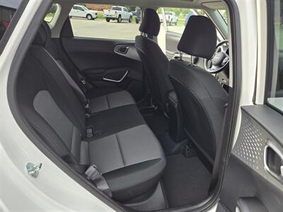 2025 Kia Soul LX   - Photo 13 - Paris, TX 75460