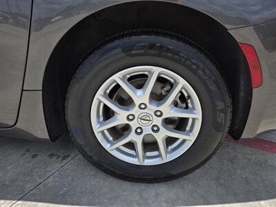 2023 Chrysler Pacifica Touring L - Photo 8 - Paris, TX 75460
