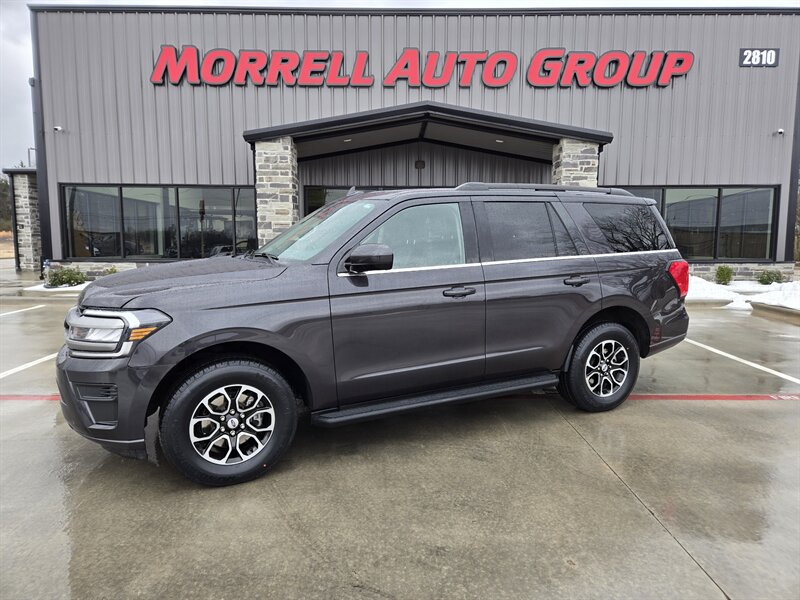2024 Ford Expedition XLT   - Photo 1 - Paris, TX 75460