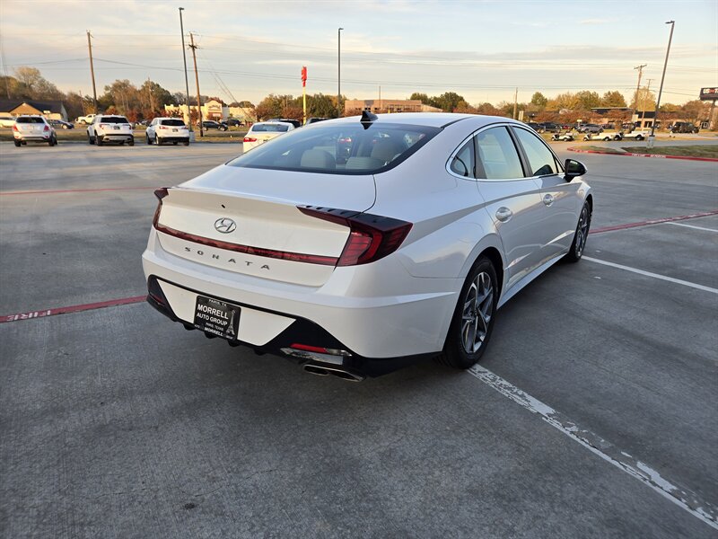 2023 Hyundai Sonata SEL photo 4