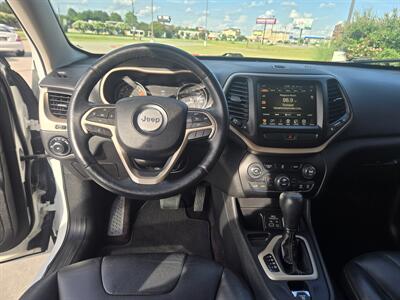 2017 Jeep Cherokee Limited   - Photo 9 - Paris, TX 75460