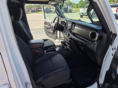 2019 Jeep Wrangler Unlimited Sport S   - Photo 14 - Paris, TX 75460