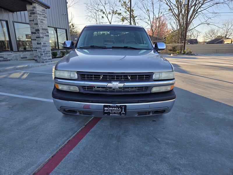 2001 Chevrolet Silverado LS photo 7