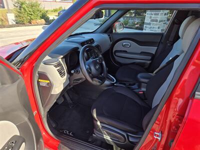 2019 Kia Soul   - Photo 11 - Paris, TX 75460