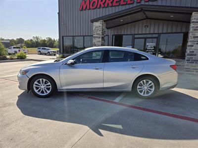 2018 Chevrolet Malibu LT   - Photo 2 - Paris, TX 75460