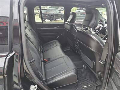 2023 Jeep Grand Cherokee Overland   - Photo 16 - Paris, TX 75460