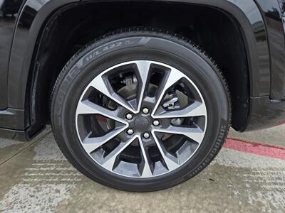 2023 Jeep Grand Cherokee Overland   - Photo 8 - Paris, TX 75460