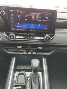 2023 Chevrolet Colorado LT   - Photo 11 - Paris, TX 75460