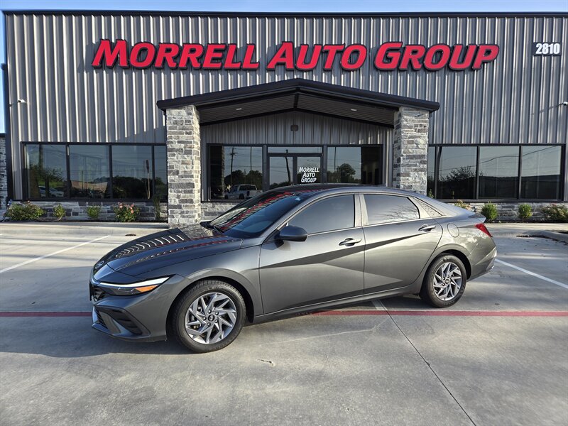 2024 Hyundai ELANTRA SEL  