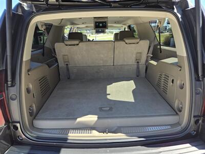 2017 Chevrolet Suburban LT   - Photo 18 - Paris, TX 75460