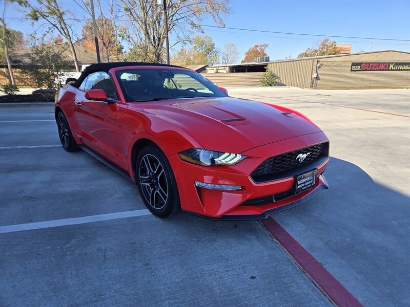 2022 Ford Mustang EcoBoost Premium photo 10