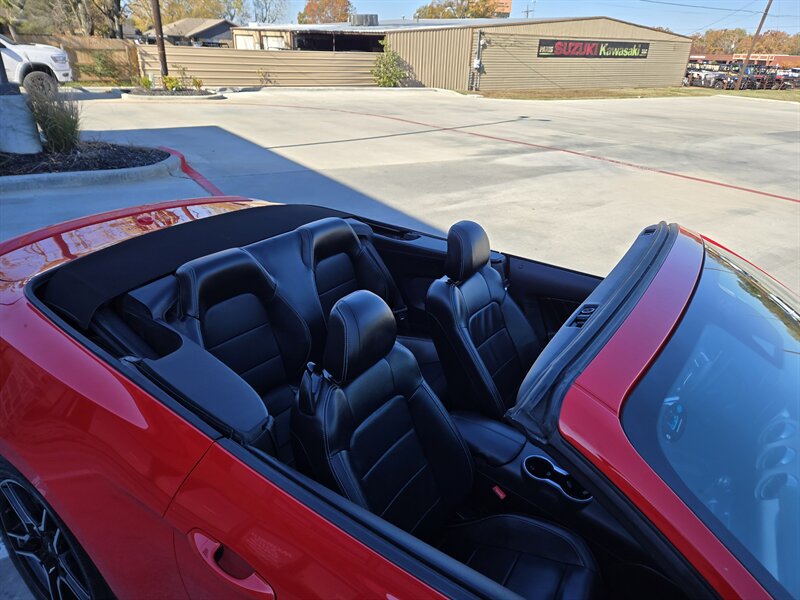 2022 Ford Mustang EcoBoost Premium photo 17