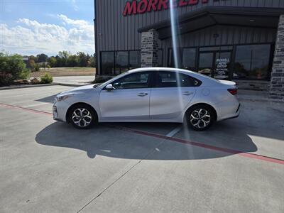 2021 Kia Forte LXS   - Photo 2 - Paris, TX 75460