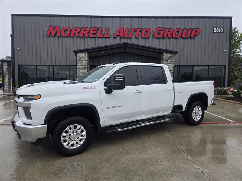 2023 Chevrolet Silverado HD LT 4WD Crew Cab Long Box's photo