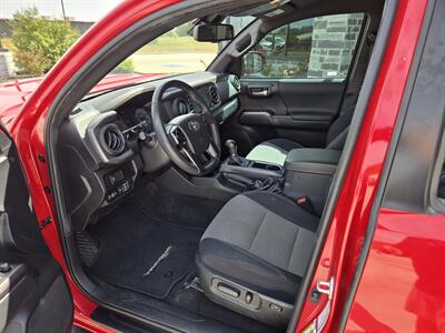 2023 Toyota Tacoma TRD Off-Road   - Photo 12 - Paris, TX 75460