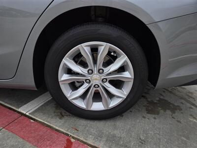 2024 Chevrolet Malibu LT   - Photo 8 - Paris, TX 75460