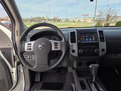 2019 Nissan Frontier SV   - Photo 10 - Paris, TX 75460