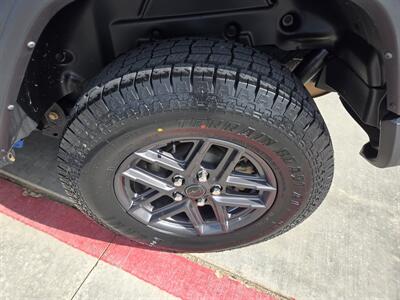 2024 Jeep Wrangler Sport S - Photo 9 - Paris, TX 75460