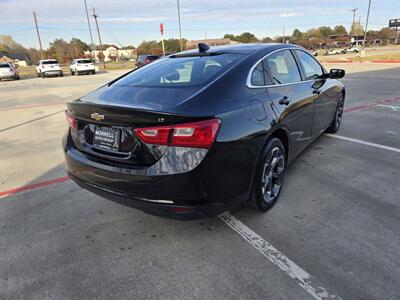 2024 Chevrolet Malibu LT   - Photo 4 - Paris, TX 75460