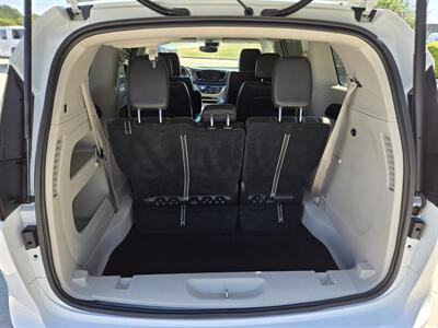 2023 Chrysler Pacifica Touring L - Photo 16 - Paris, TX 75460