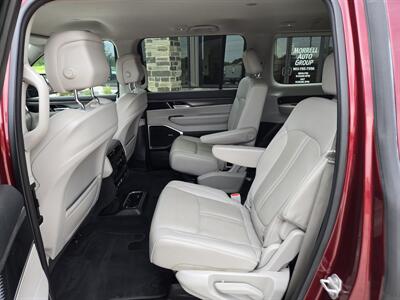 2024 Jeep Wagoneer Series II - Photo 13 - Paris, TX 75460